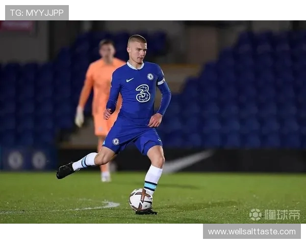 切尔西确认!21 岁青训后卫吉尔克里斯特今夏永久离队(1) 切尔西确认!21 岁青训后卫吉尔克里斯特今夏永久离队(1)